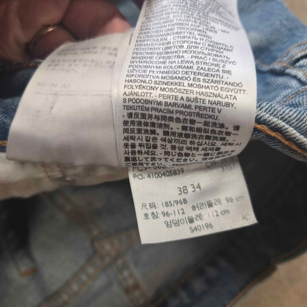 Levi's 505 Regular Fit Custom Embroidered Hem Jeans size 38 hemmed to 27" inseam - Picture 8 of 8